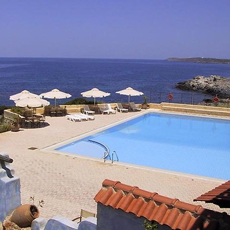 Giorgi'S Blue Apartments Kalathas Bagian luar foto