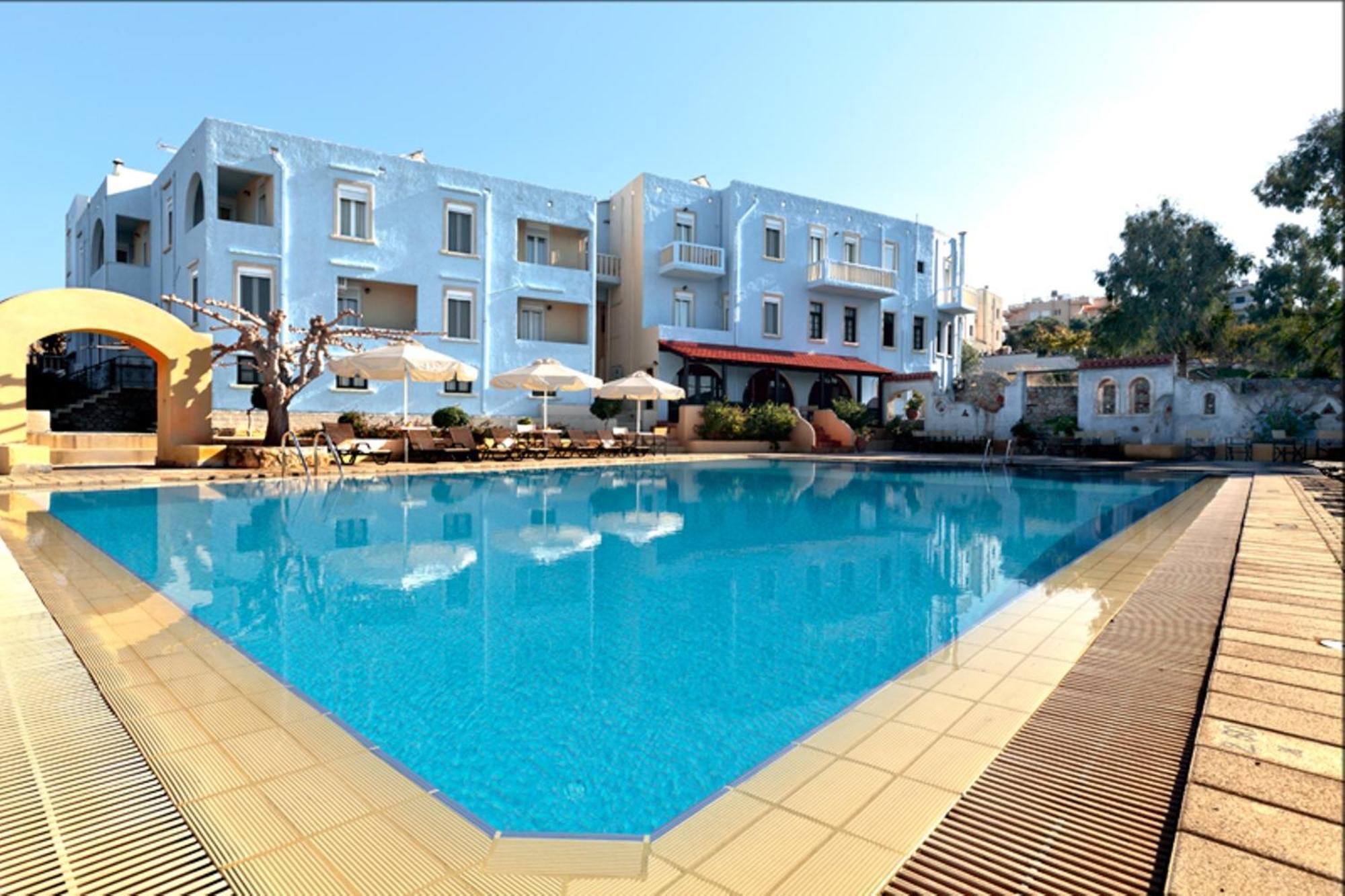 Giorgi'S Blue Apartments Kalathas Bagian luar foto