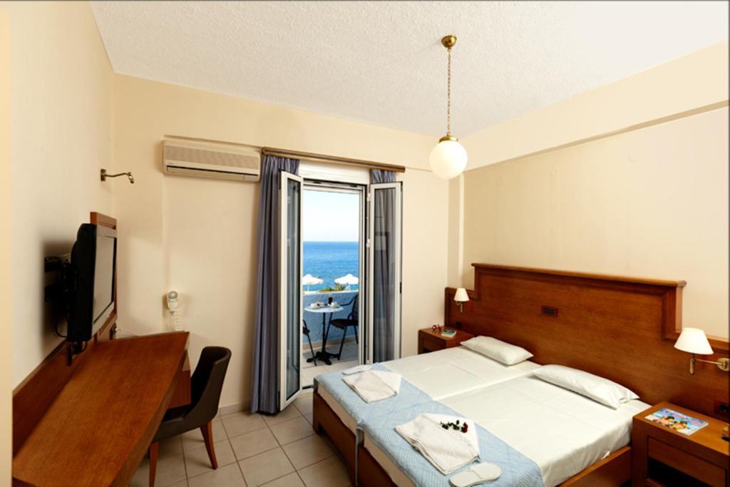 Giorgi'S Blue Apartments Kalathas Bagian luar foto